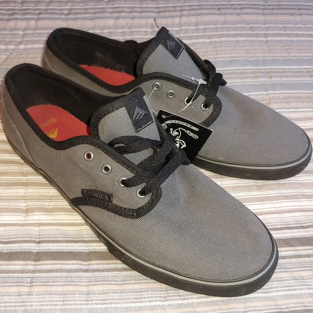 Emerica Wino Cruiser  Grey/Black Size 9 Skate